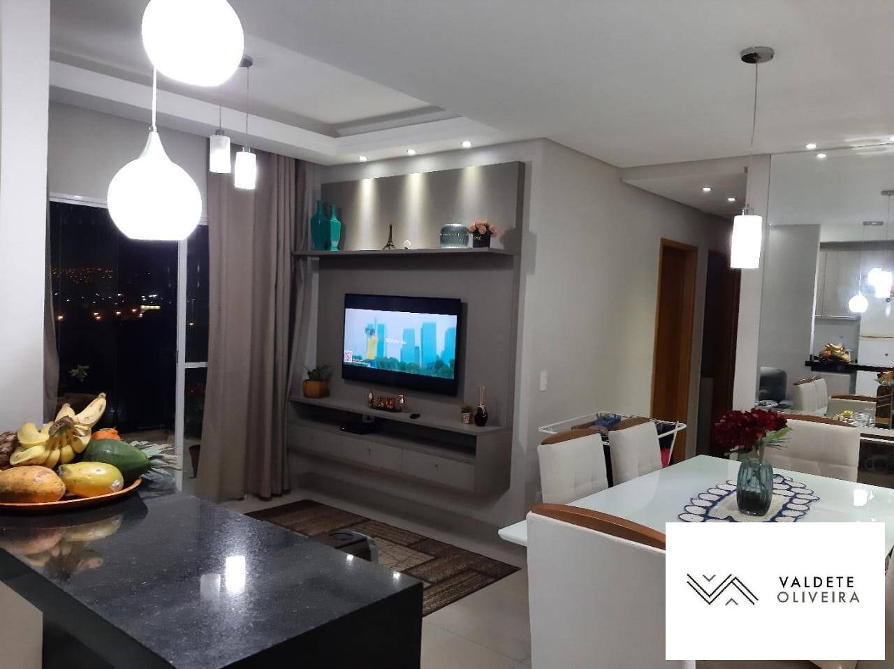 Apartamento à venda com 3 quartos, 80m² - Foto 1