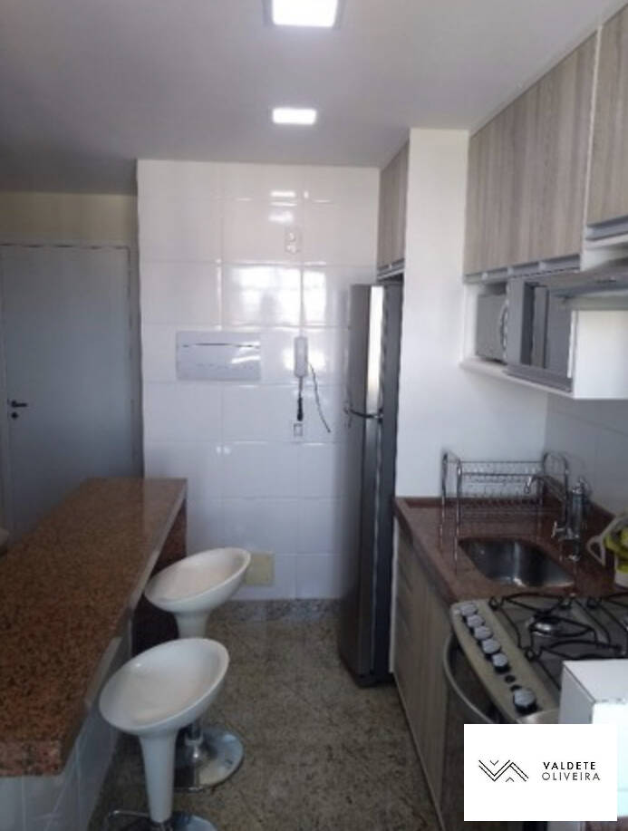 Apartamento à venda com 2 quartos, 50m² - Foto 11