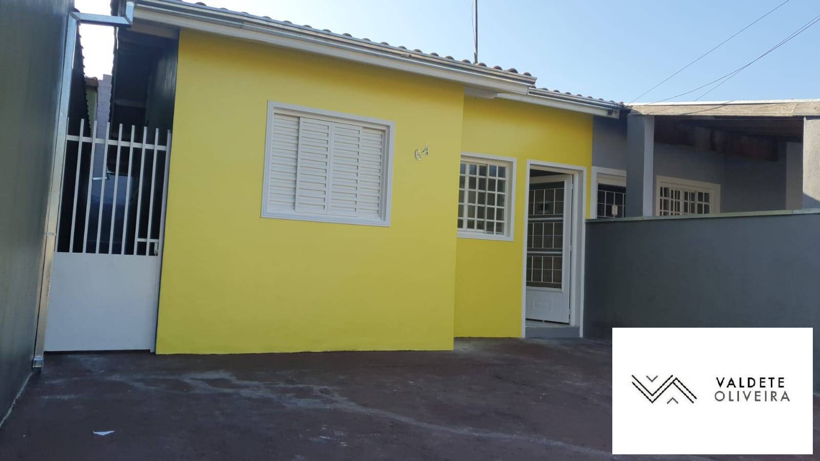 Casa à venda com 2 quartos, 70m² - Foto 8