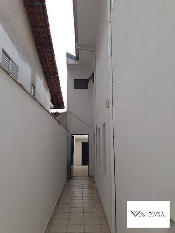 Casa à venda com 4 quartos, 250m² - Foto 14