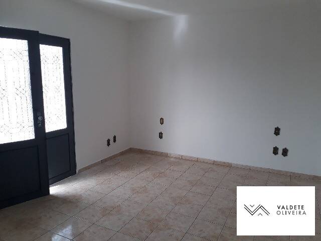 Casa à venda com 4 quartos, 250m² - Foto 10