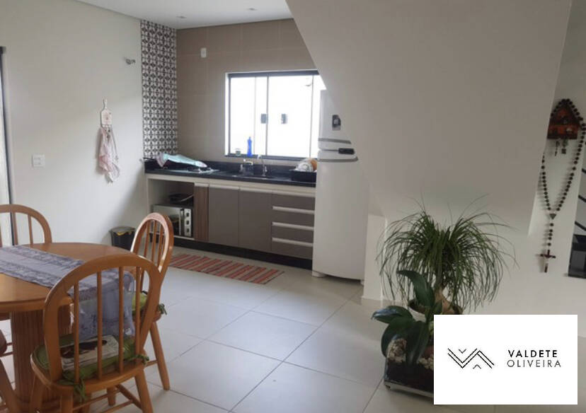 Casa à venda com 2 quartos, 160m² - Foto 17