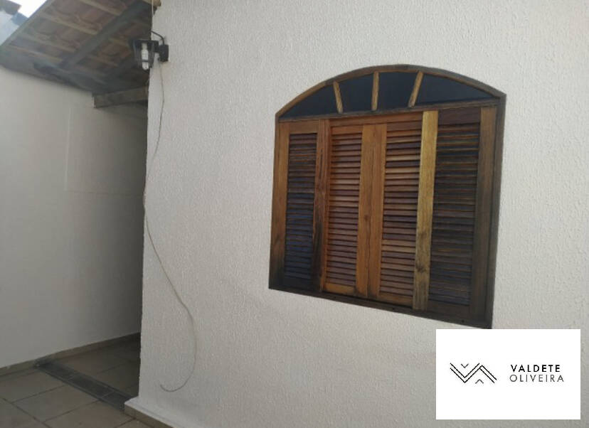 Casa à venda com 2 quartos, 100m² - Foto 6