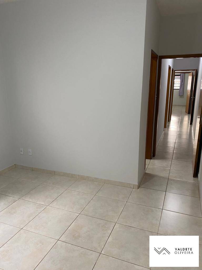 Casa à venda com 2 quartos, 120m² - Foto 7