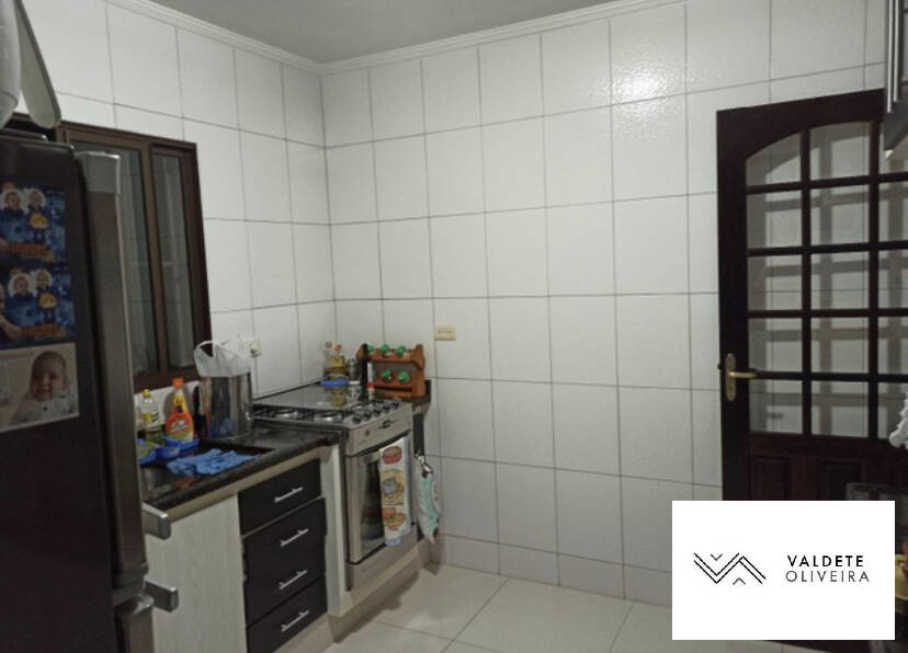 Casa à venda com 2 quartos, 83m² - Foto 12