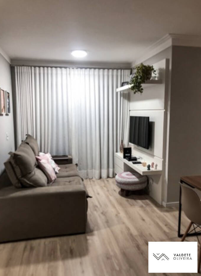 Apartamento à venda com 2 quartos, 56m² - Foto 1