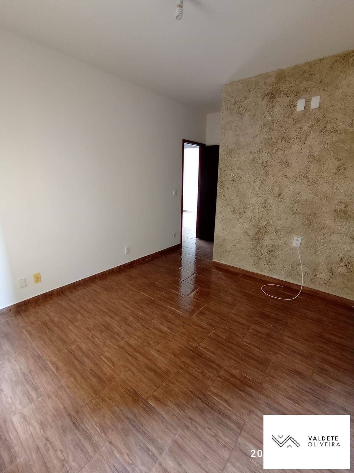 Apartamento à venda com 2 quartos, 60m² - Foto 3