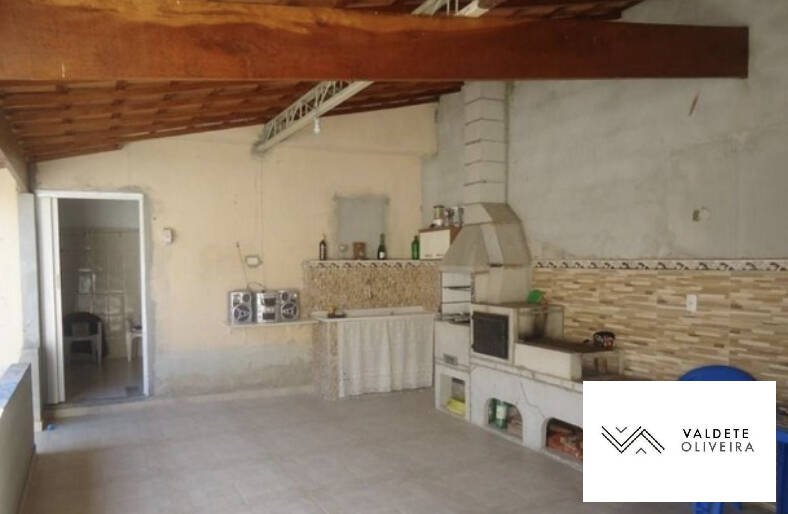 Casa à venda com 2 quartos, 190m² - Foto 11