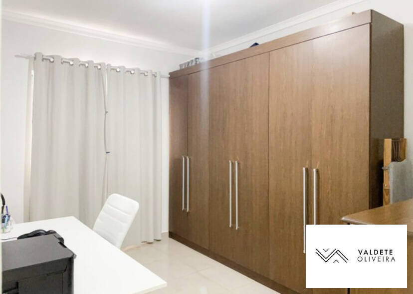 Casa à venda com 2 quartos, 50m² - Foto 8