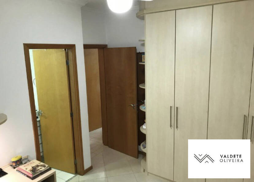 Apartamento à venda com 4 quartos, 143m² - Foto 6