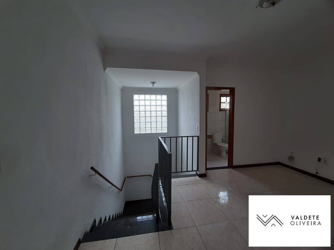 Casa à venda com 2 quartos, 160m² - Foto 5