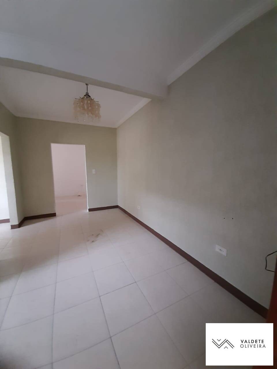 Casa à venda com 2 quartos, 160m² - Foto 9