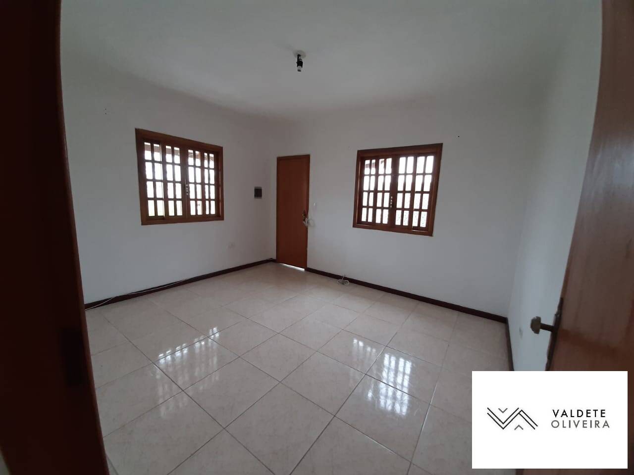 Casa à venda com 2 quartos, 160m² - Foto 14