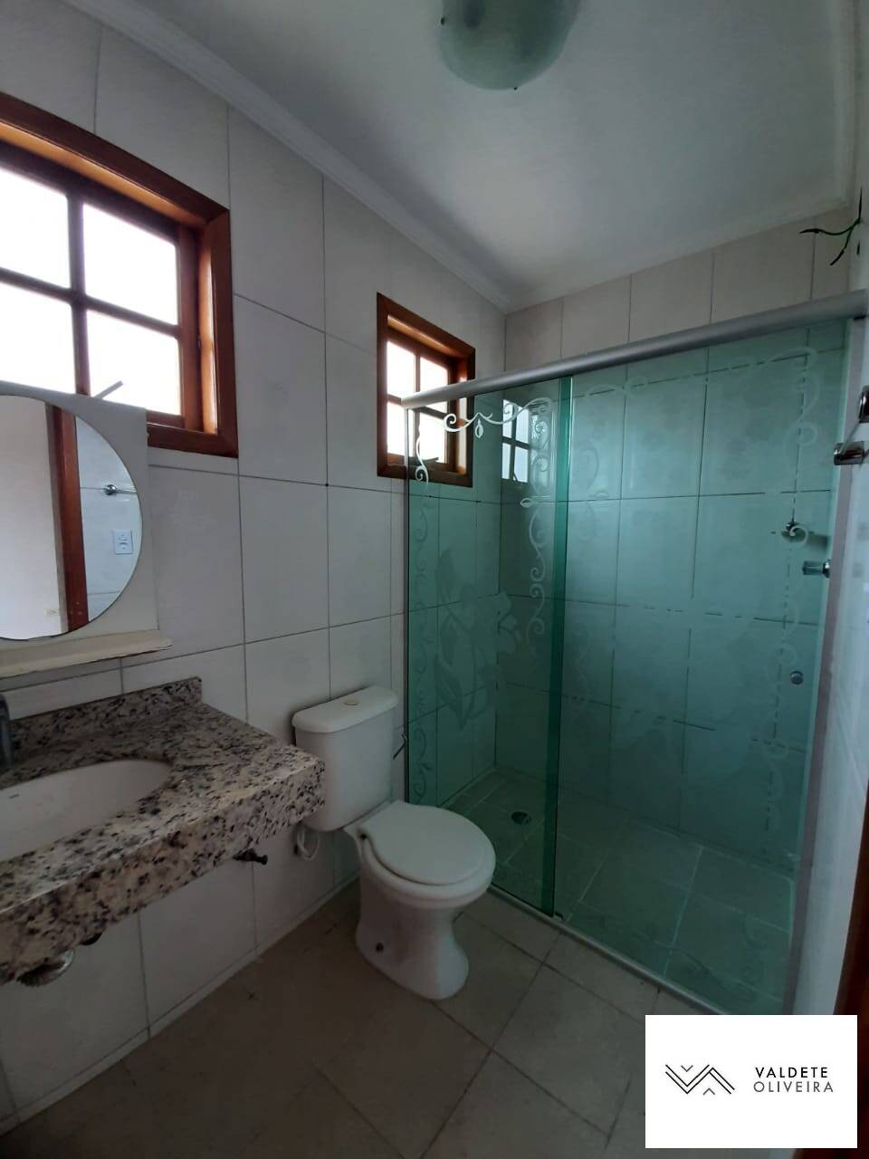 Casa à venda com 2 quartos, 160m² - Foto 13