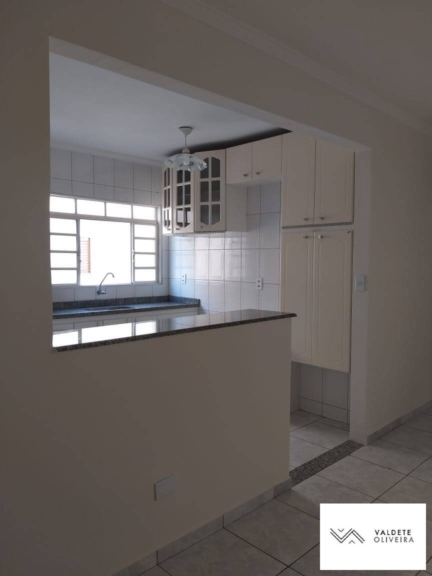 Apartamento à venda com 3 quartos, 75m² - Foto 29