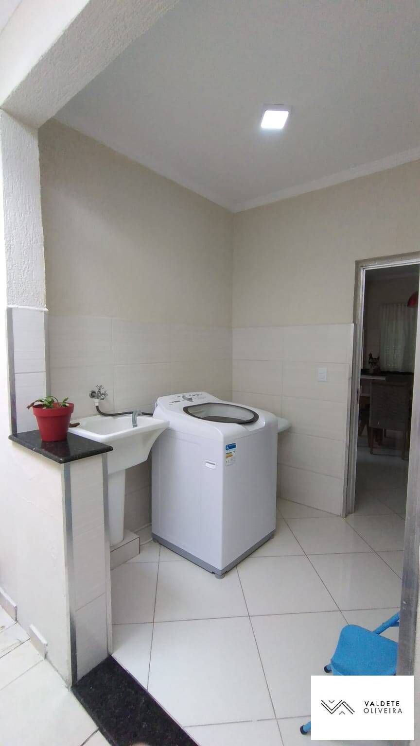 Casa à venda com 4 quartos, 290m² - Foto 20