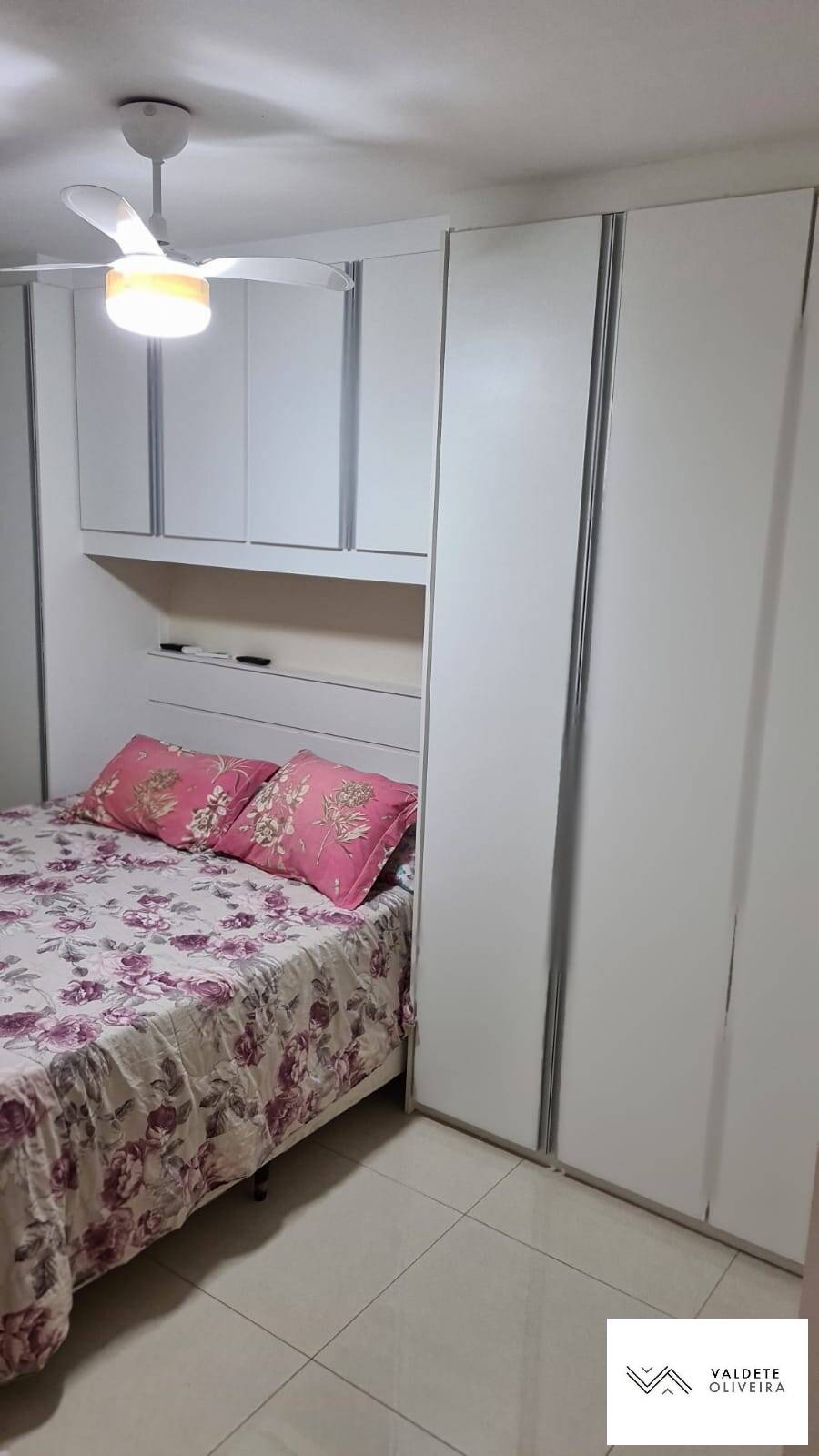 Apartamento à venda com 2 quartos, 68m² - Foto 4