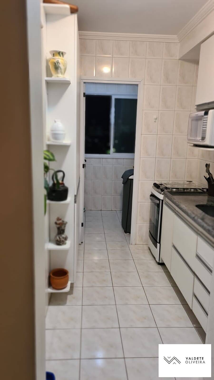 Apartamento à venda com 2 quartos, 68m² - Foto 17