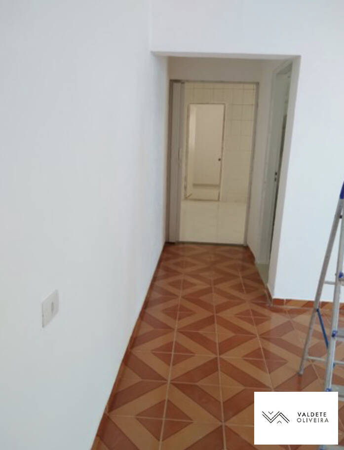 Casa à venda com 4 quartos, 160m² - Foto 11