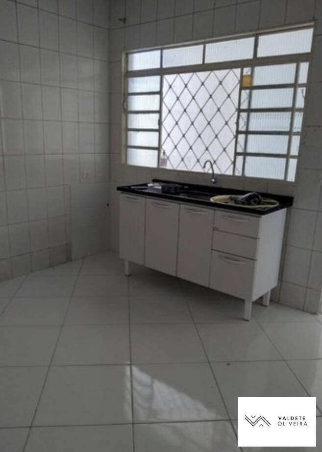 Casa à venda com 4 quartos, 160m² - Foto 12