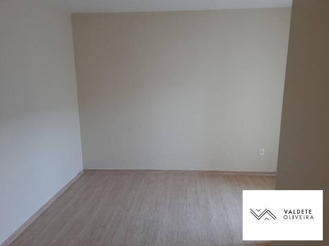 Apartamento à venda com 2 quartos, 63m² - Foto 5