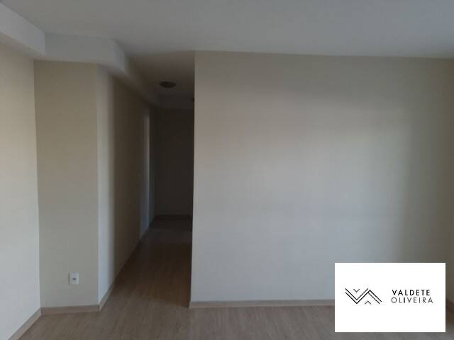 Apartamento à venda com 2 quartos, 63m² - Foto 9