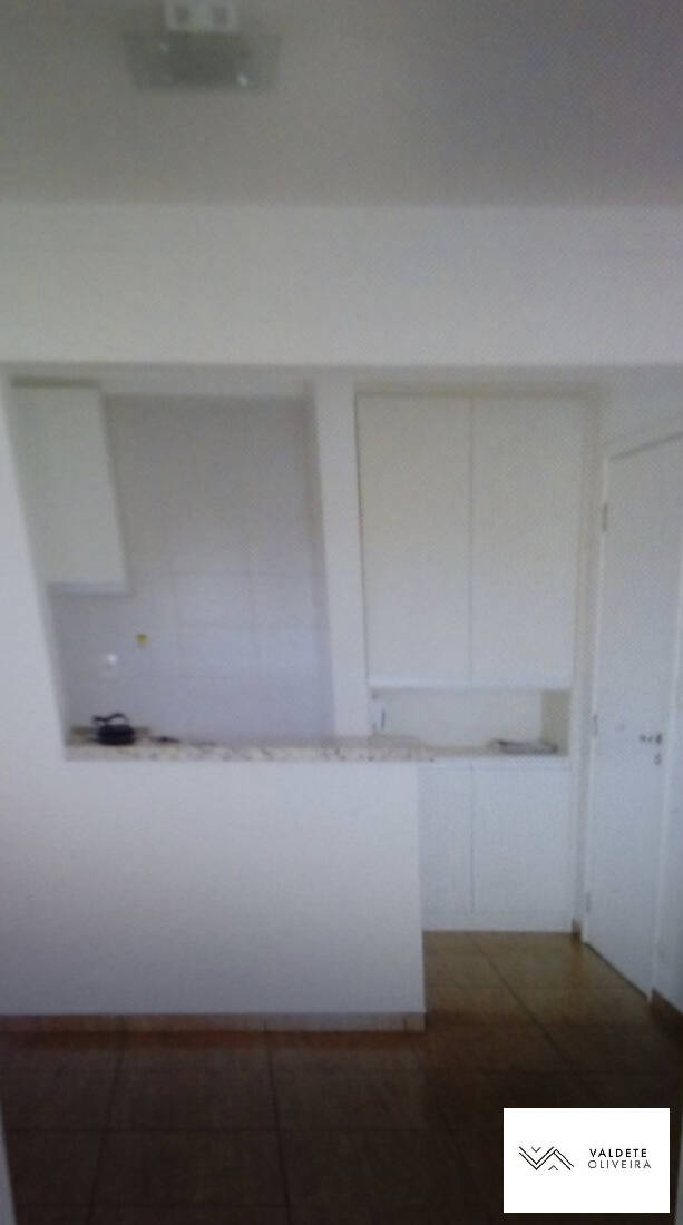 Apartamento à venda com 2 quartos, 68m² - Foto 1