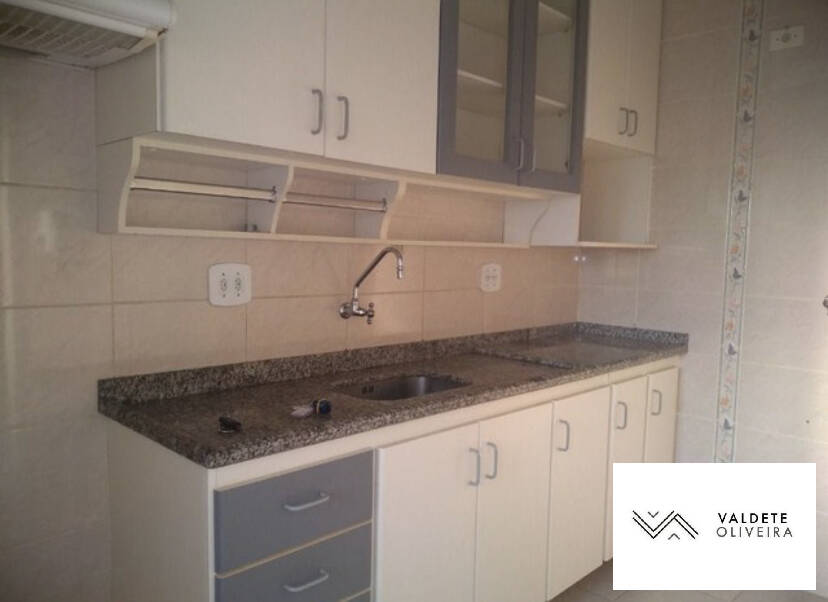 Apartamento à venda com 3 quartos, 76m² - Foto 5