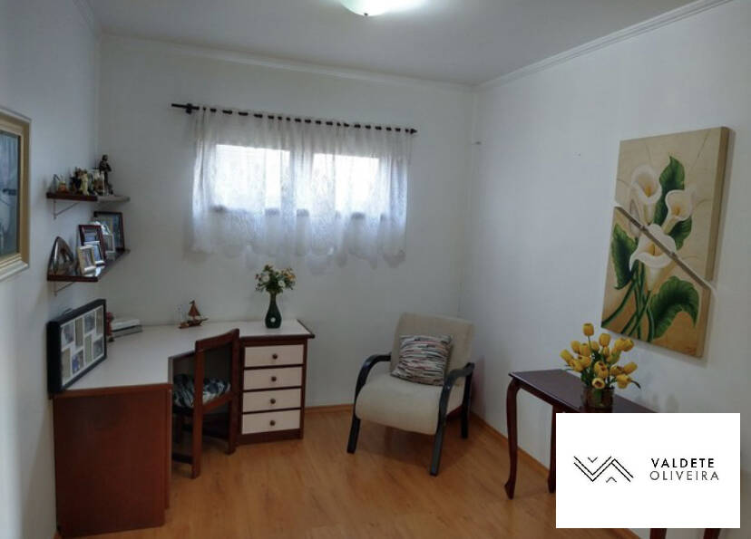 Casa à venda com 5 quartos, 264m² - Foto 4