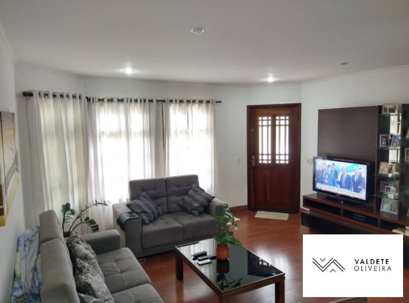 Casa à venda com 5 quartos, 264m² - Foto 1