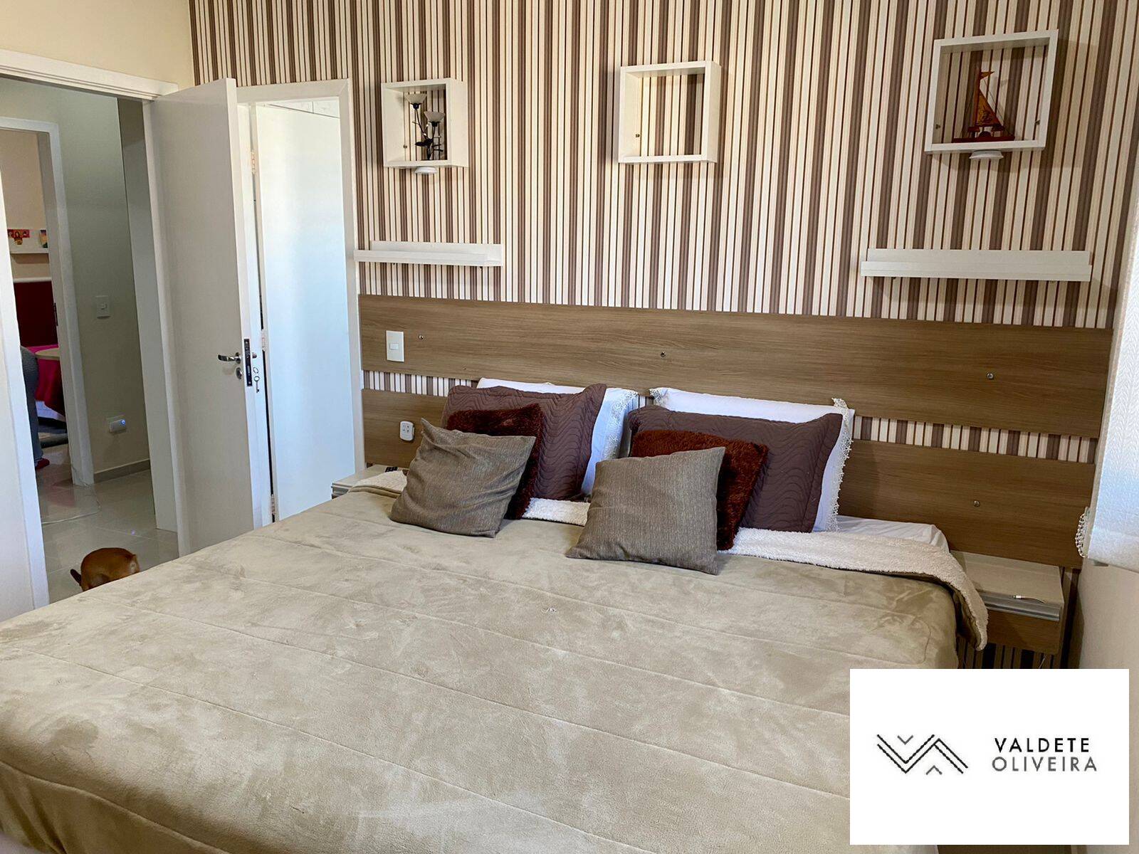 Apartamento à venda com 3 quartos, 108m² - Foto 2