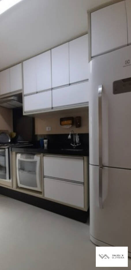 Apartamento à venda com 3 quartos, 90m² - Foto 13