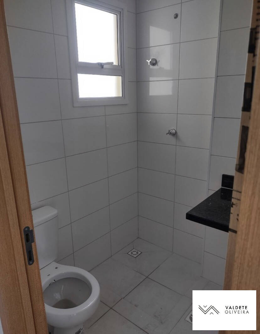 Apartamento à venda com 2 quartos, 65m² - Foto 2