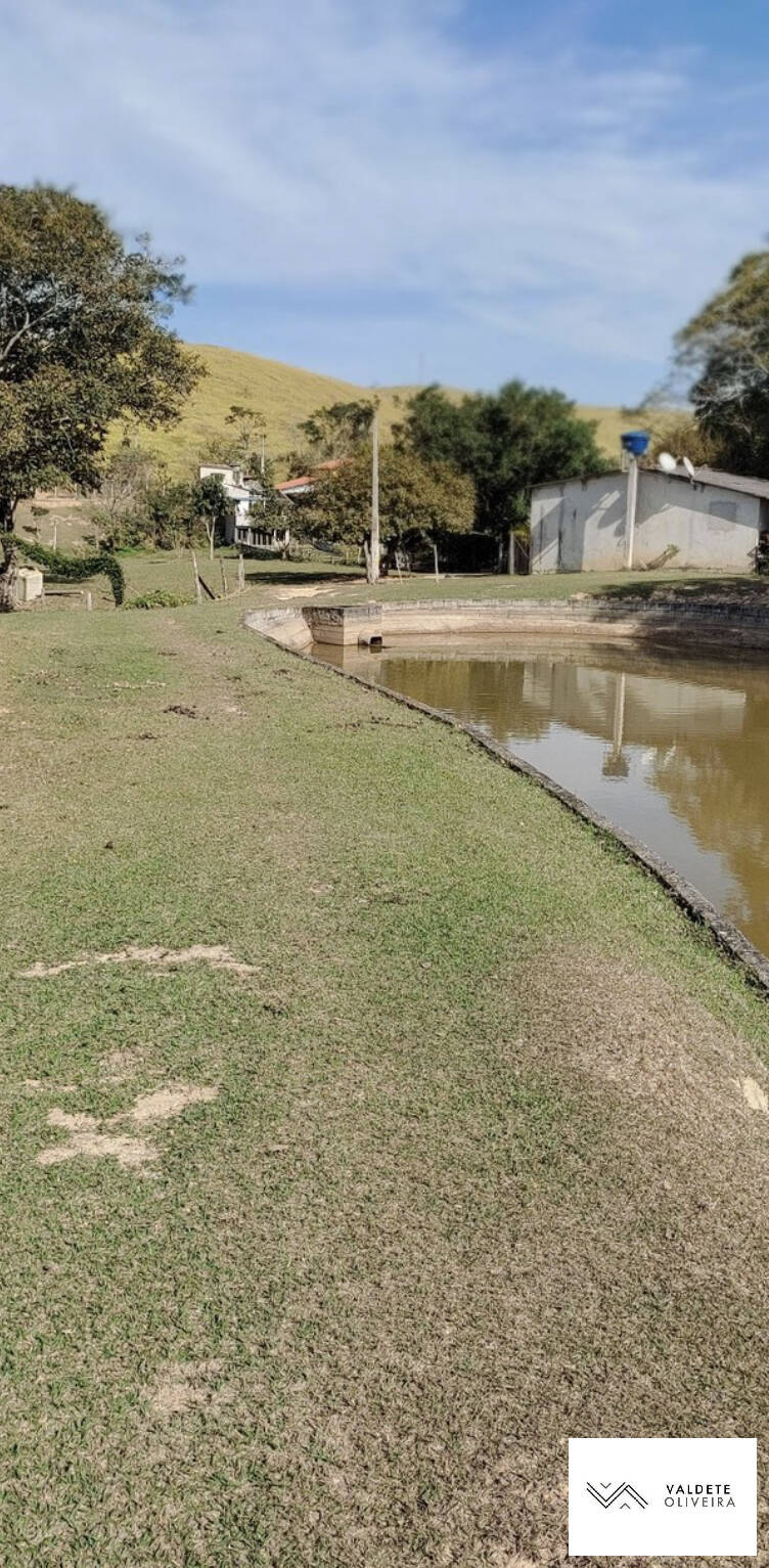 Fazenda à venda com 2 quartos, 18700m² - Foto 1