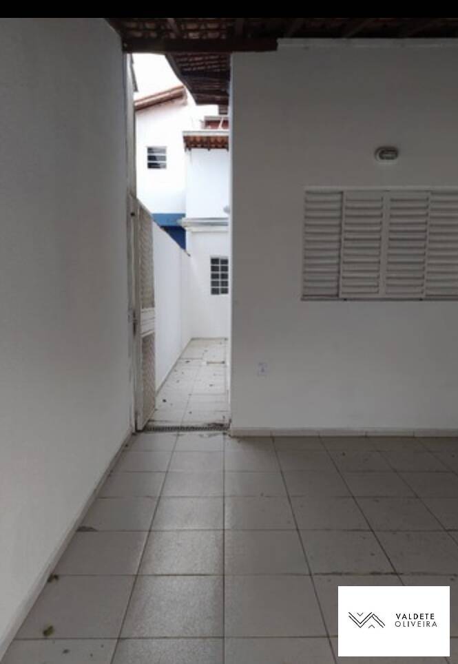 Casa à venda com 3 quartos, 80m² - Foto 3