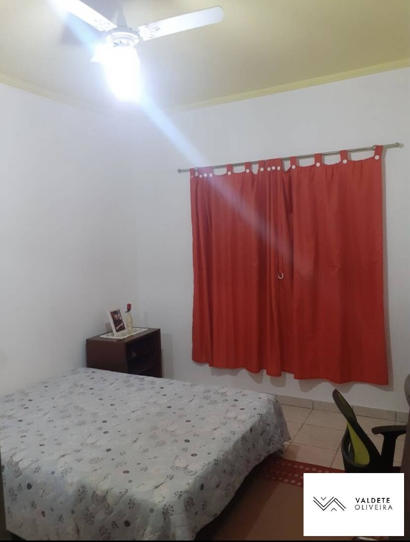 Casa à venda com 2 quartos, 140m² - Foto 17