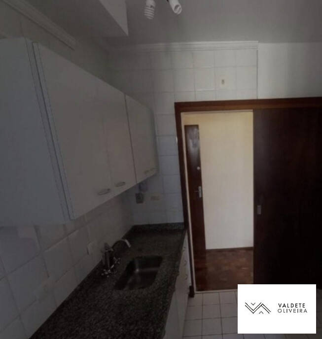 Apartamento à venda com 3 quartos, 75m² - Foto 5