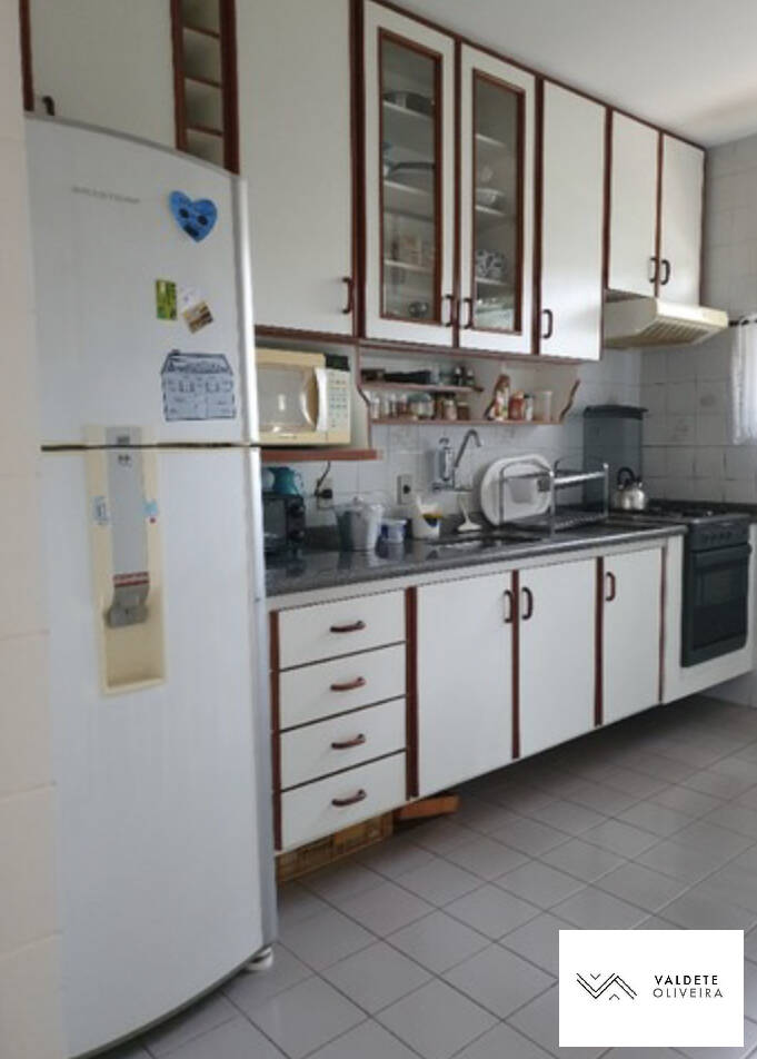 Apartamento à venda com 3 quartos, 80m² - Foto 2