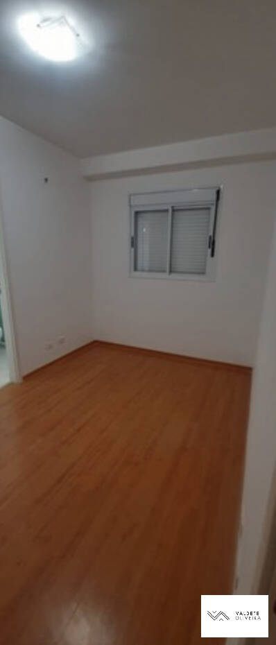 Apartamento à venda com 2 quartos, 68m² - Foto 2