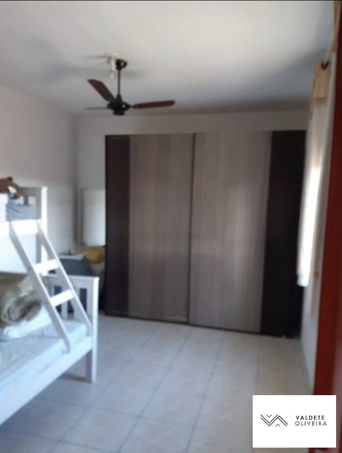 Casa à venda com 4 quartos, 140m² - Foto 8