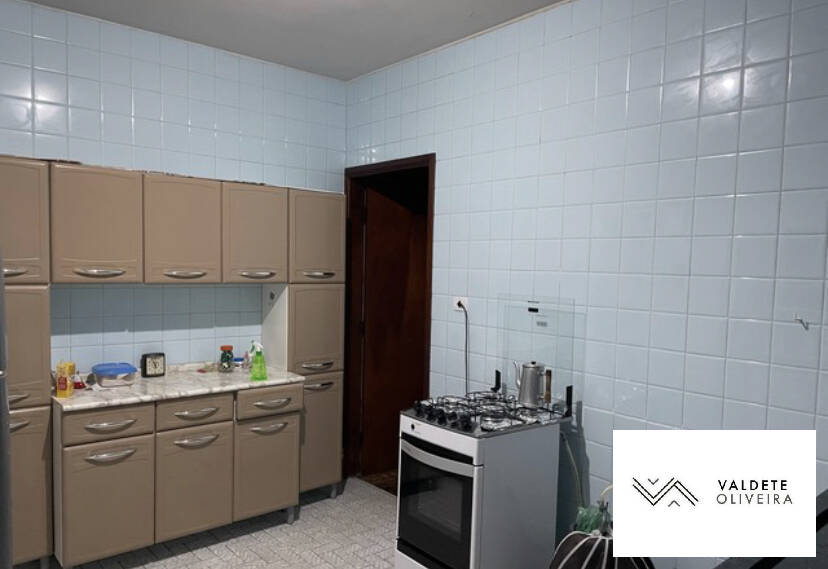 Casa à venda com 2 quartos, 150m² - Foto 2