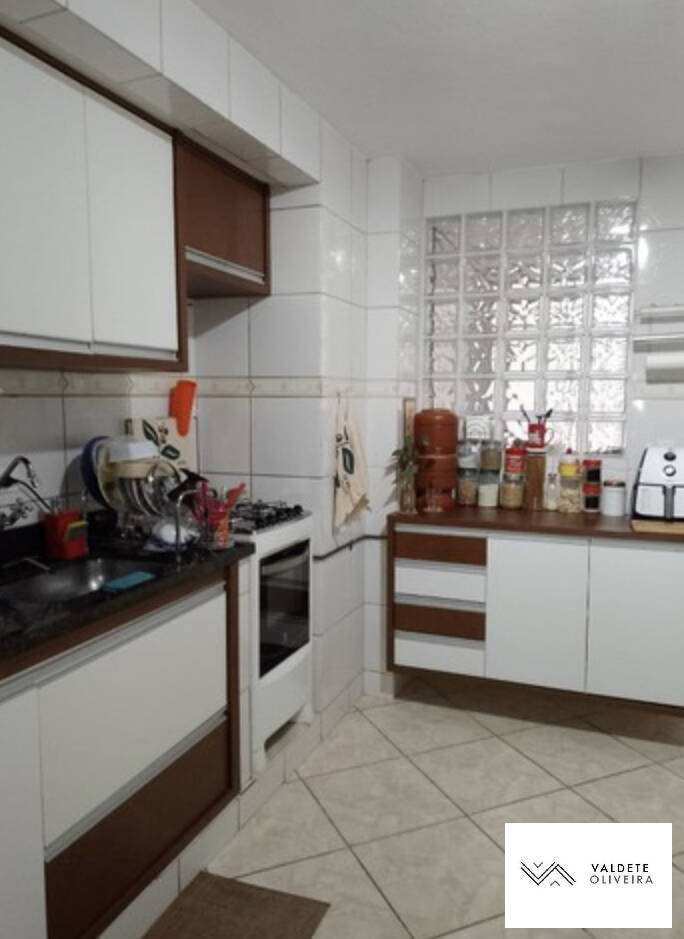 Apartamento à venda com 2 quartos, 76m² - Foto 10