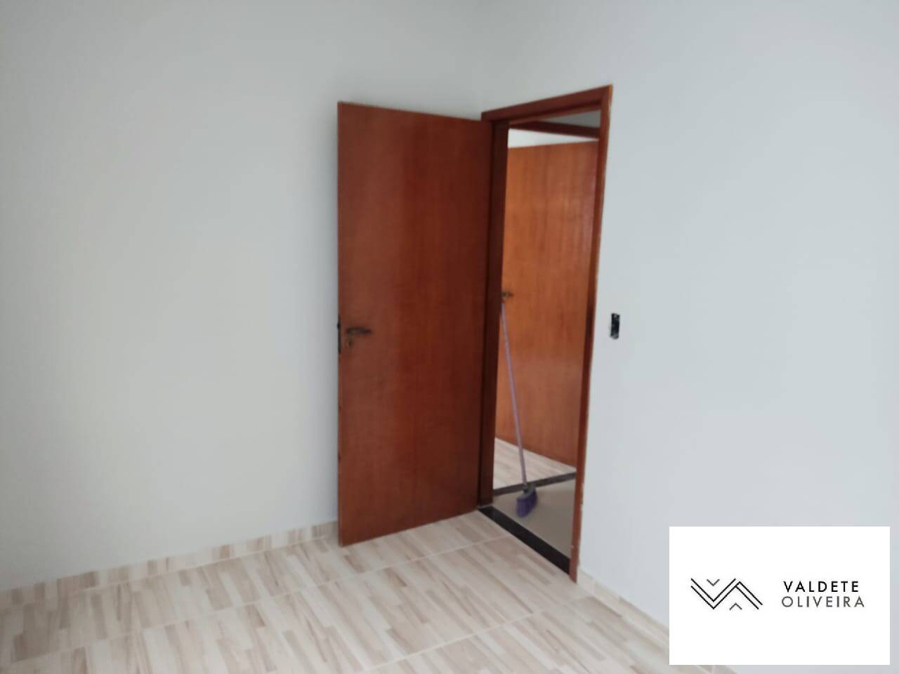 Casa à venda com 2 quartos, 84m² - Foto 5