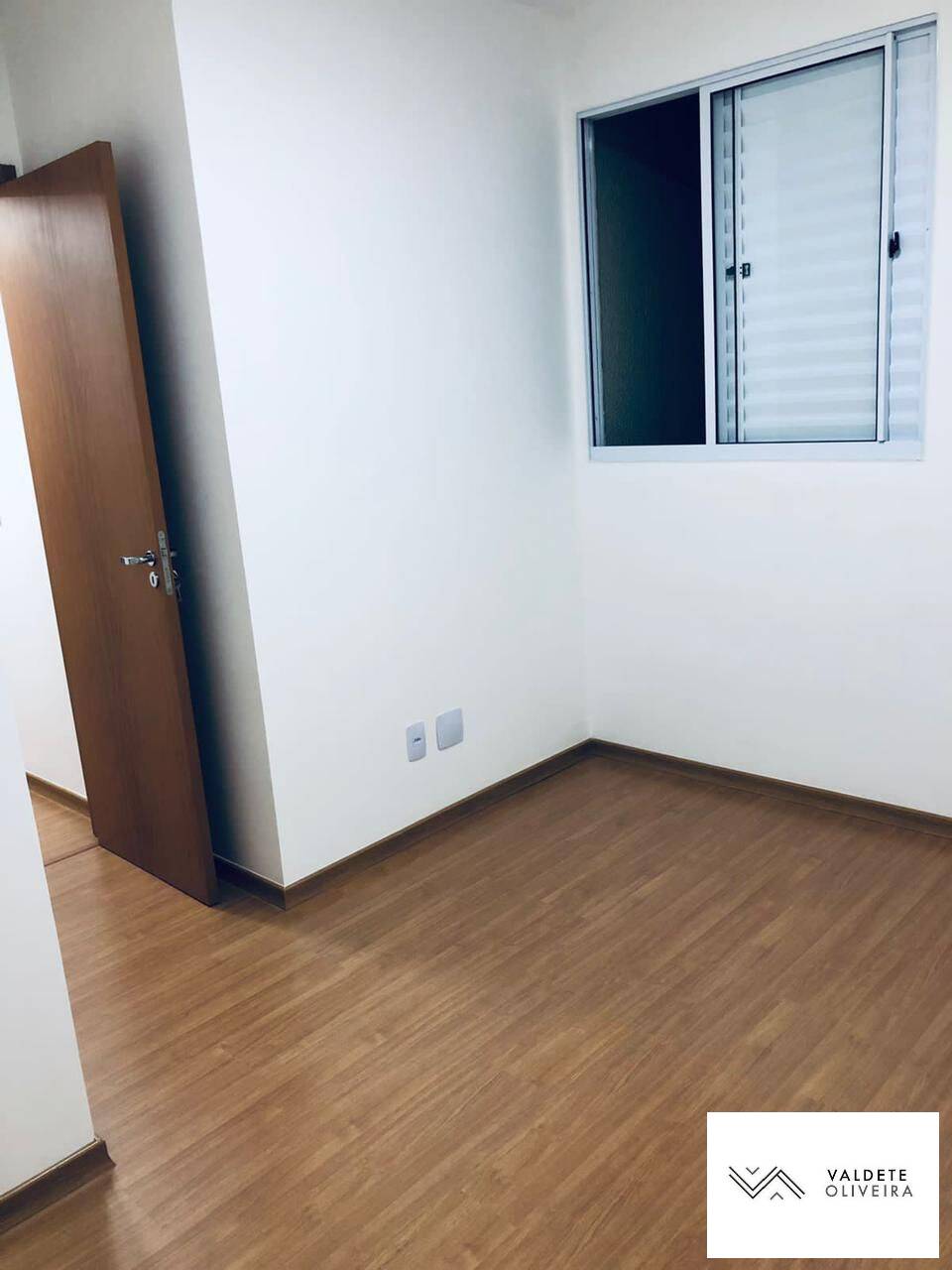 Apartamento à venda com 2 quartos, 48m² - Foto 2