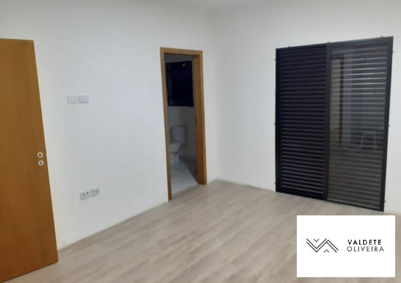 Casa à venda com 3 quartos, 212m² - Foto 11