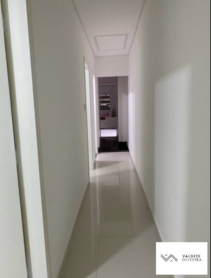 Casa à venda com 3 quartos, 148m² - Foto 4