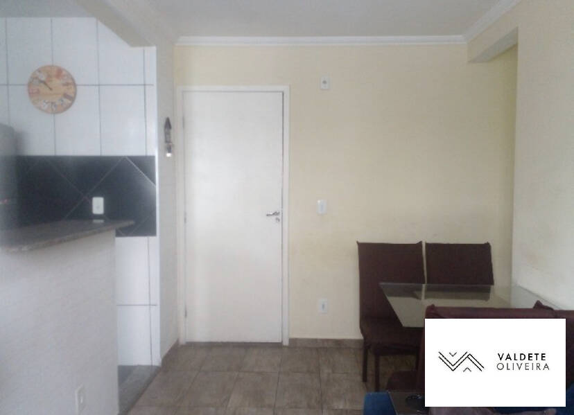 Apartamento à venda com 2 quartos, 45m² - Foto 4