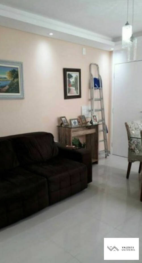 Apartamento à venda com 2 quartos, 48m² - Foto 2