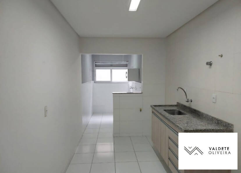 Apartamento à venda com 2 quartos, 70m² - Foto 7