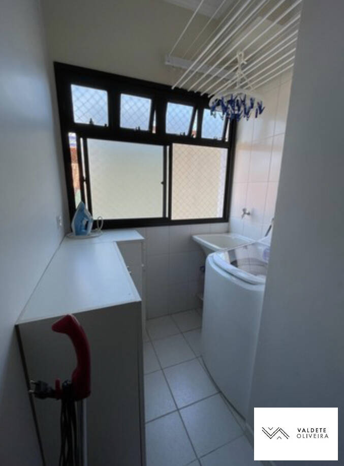 Apartamento à venda com 2 quartos, 67m² - Foto 7